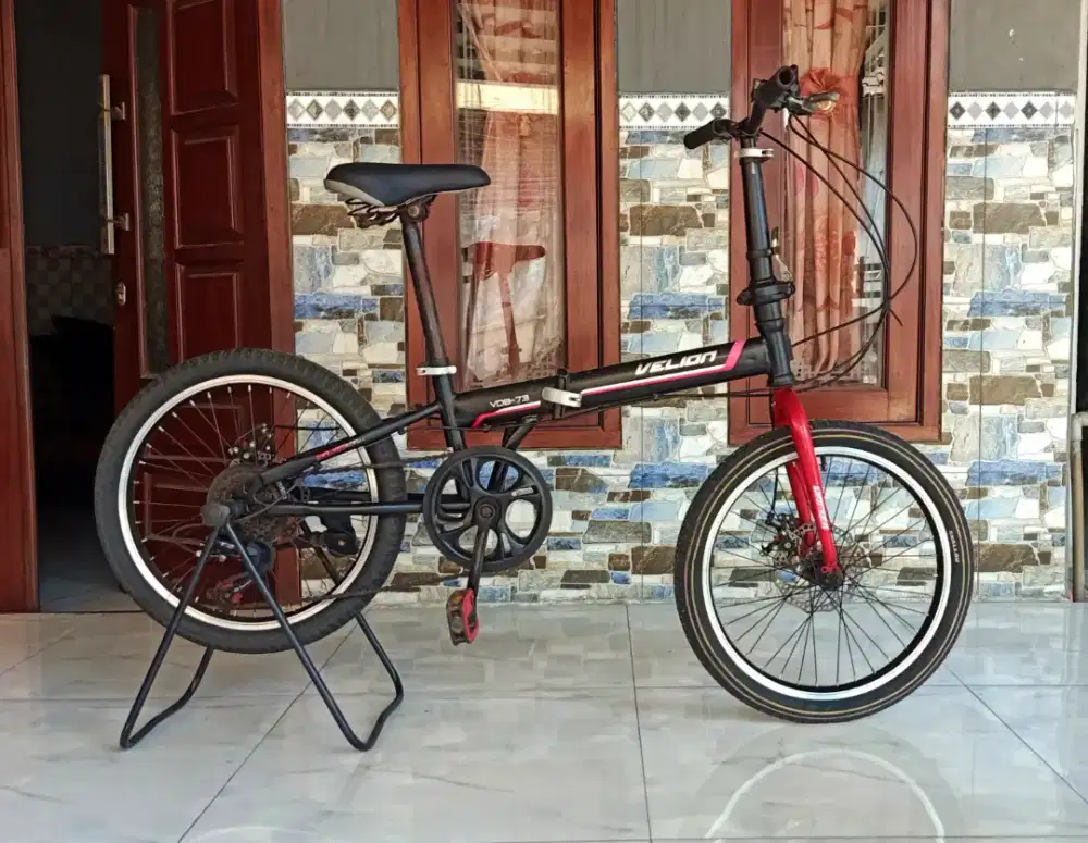 Sepeda lipat velion vBd -73