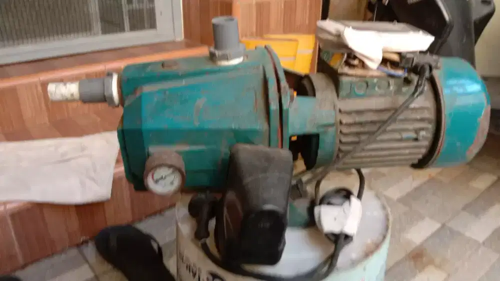 Pompa air semi jet