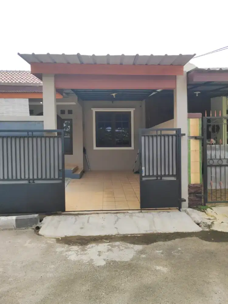 Di sewakan rumah lokasi strategis nyaman