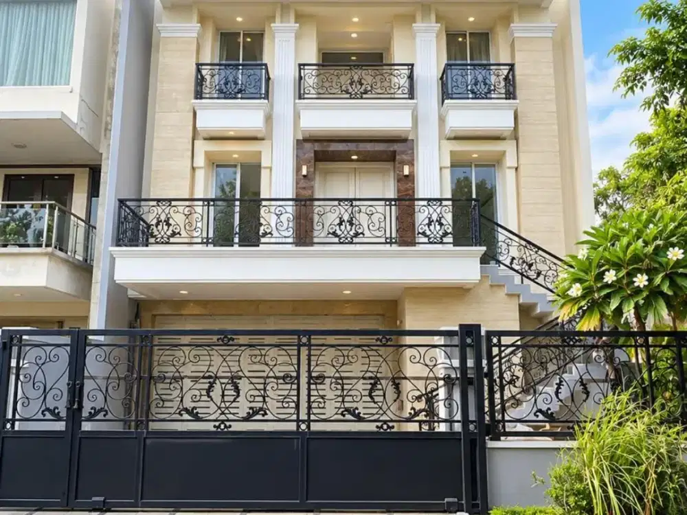 Dijual Rumah Siap Huni Taman Kebon Jeruk Intercon