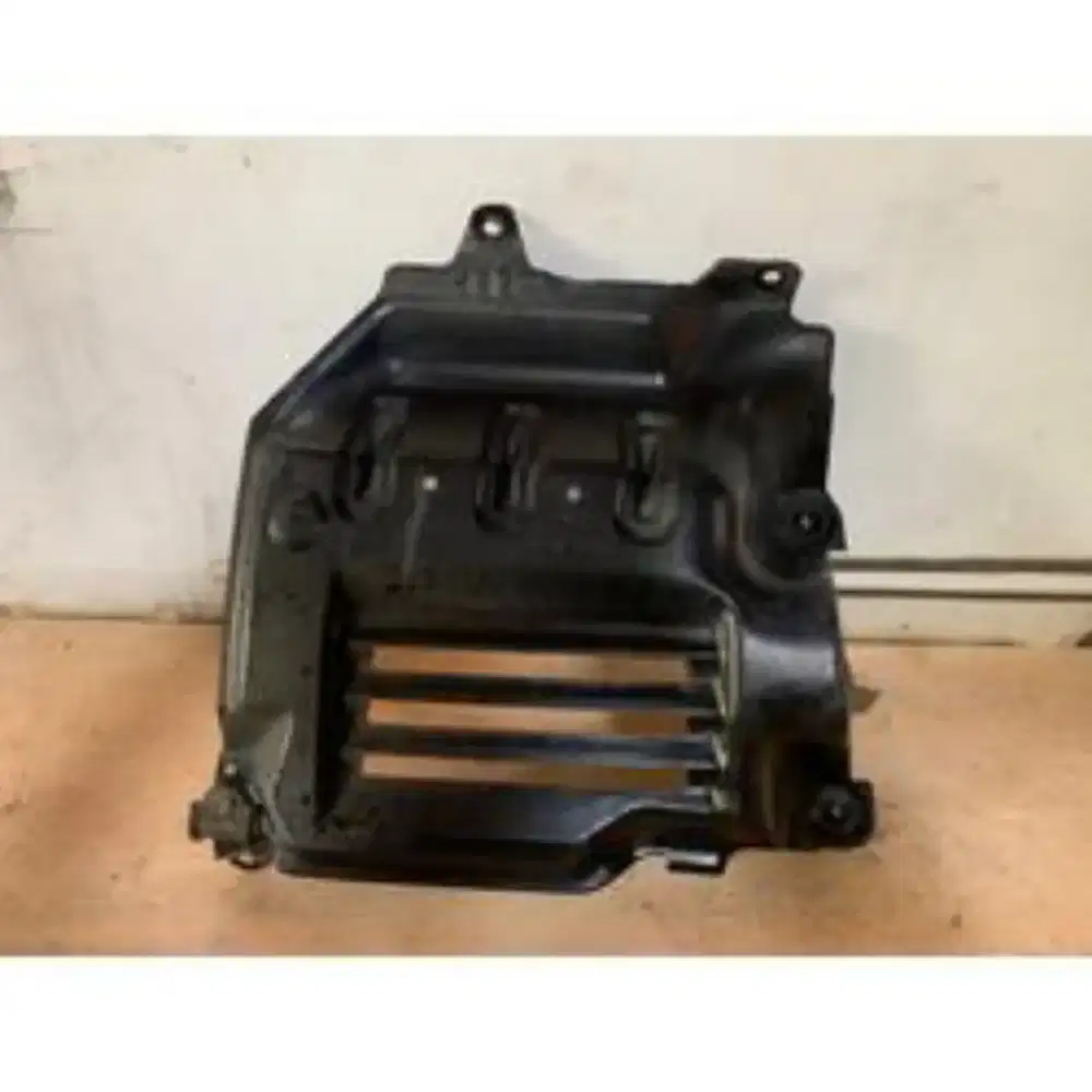 Cover Mesin Daihatsu Granmax