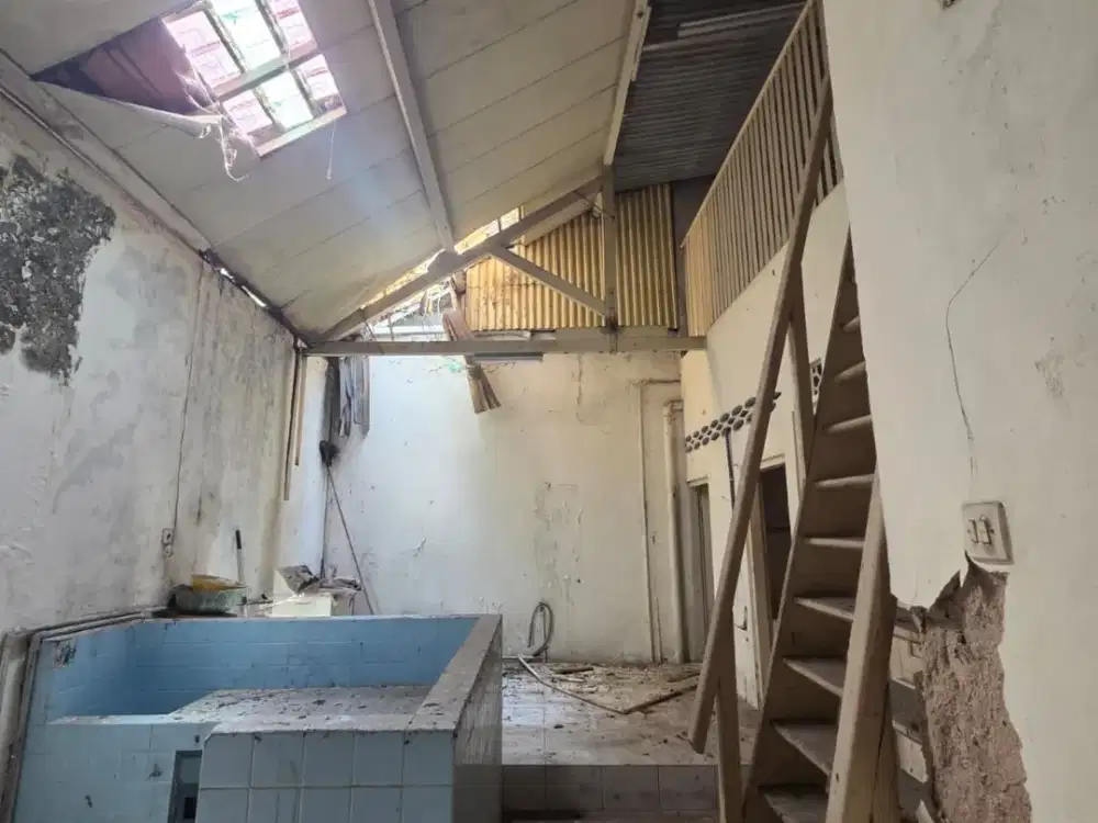Rumah lokasi Tengah Kota Semarang cocok juga untuk tempat usaha