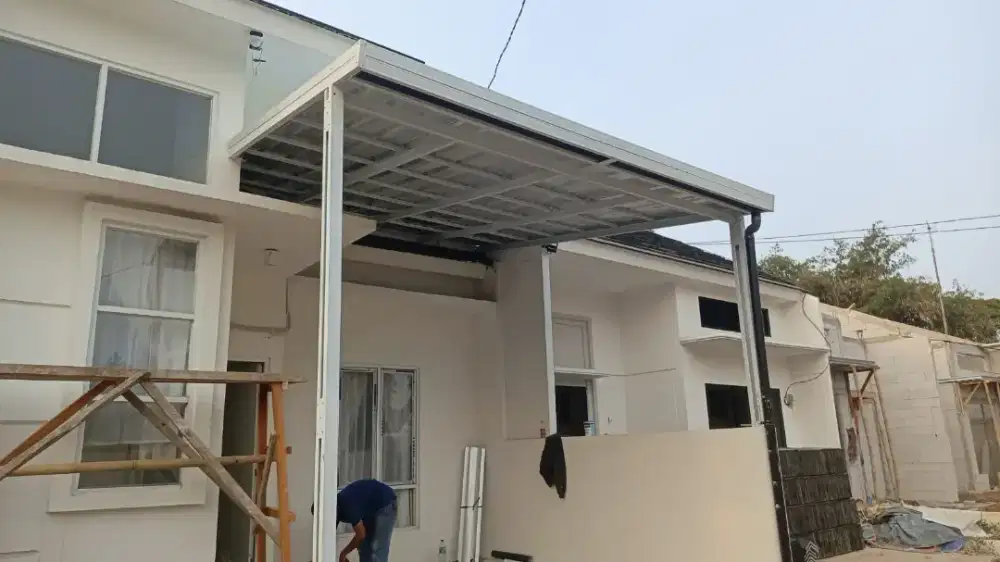 Kanopi baja ringan