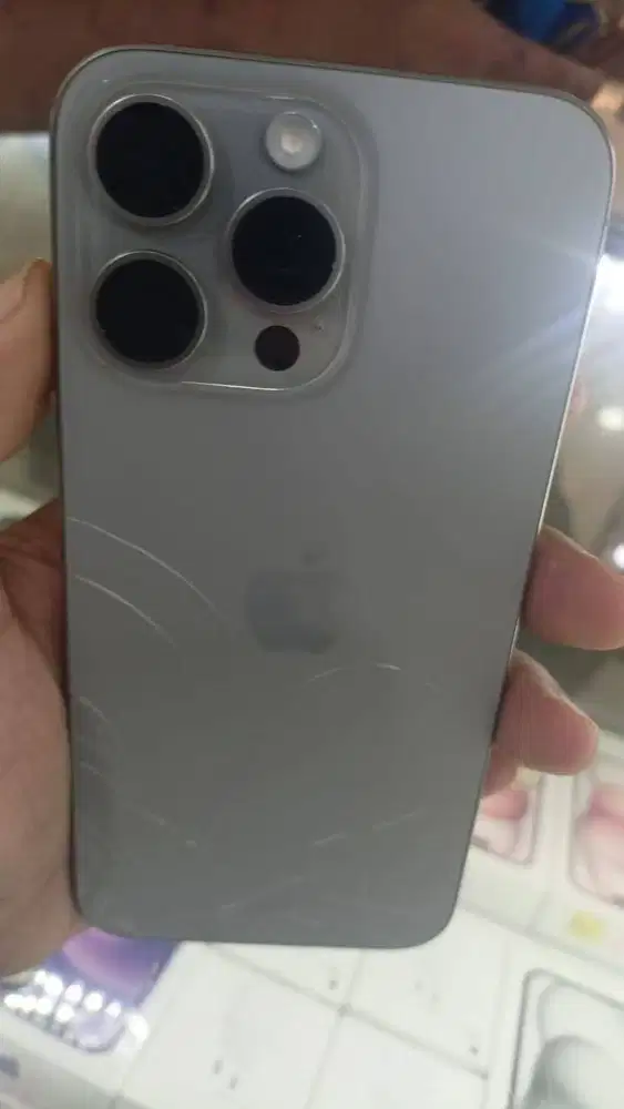 MENERIMA PEMBELIAN GADGET: iPhone, iPad, Laptop Normal Siap Take Over