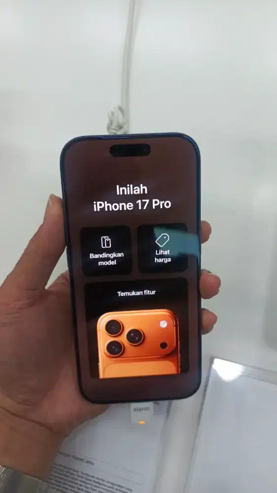 Cicilan I-Phone 17 Pro 256GB menggunakan home credit