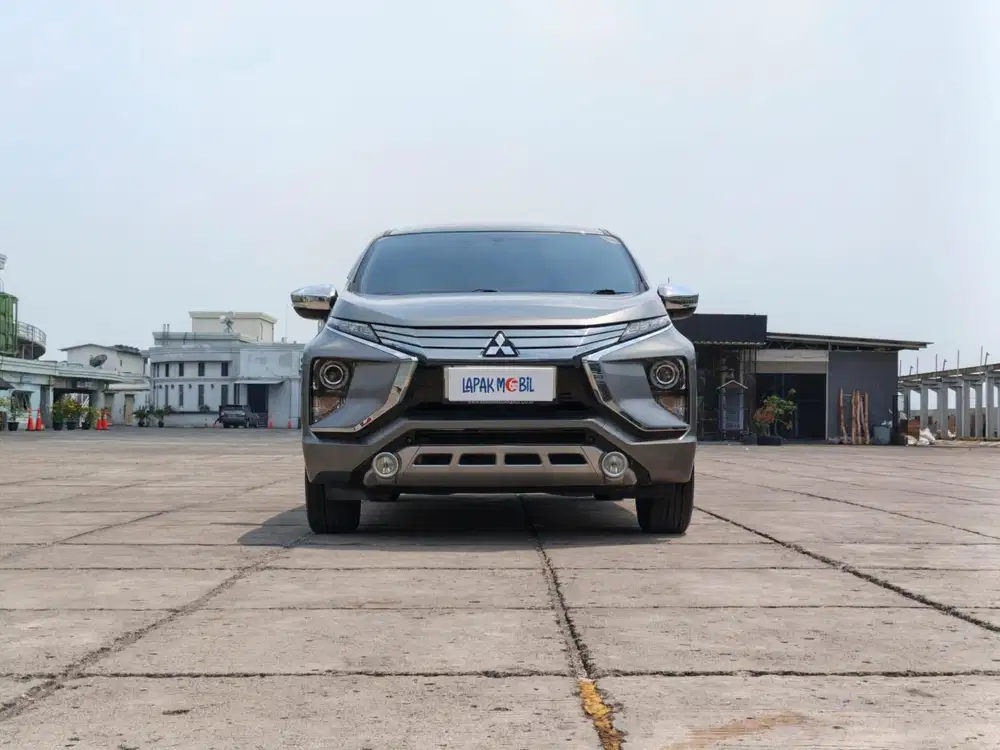 Mitsubishi Xpander Ultimate 1.5 Matic AT 2018 Silver KM 75RB