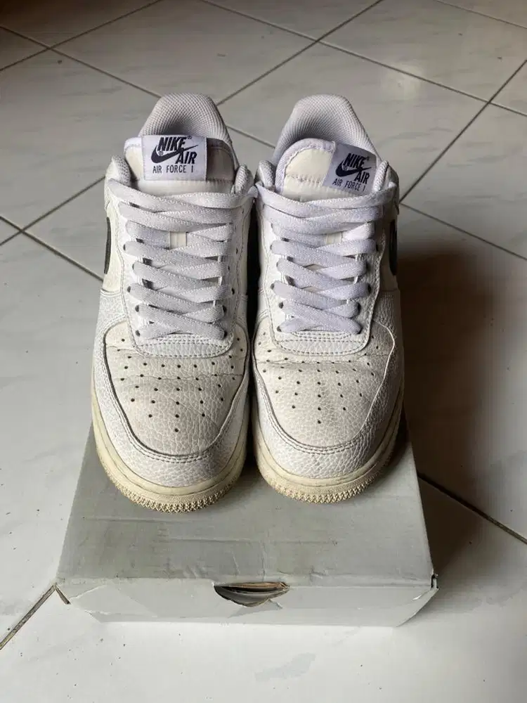 nike air force 1 white black