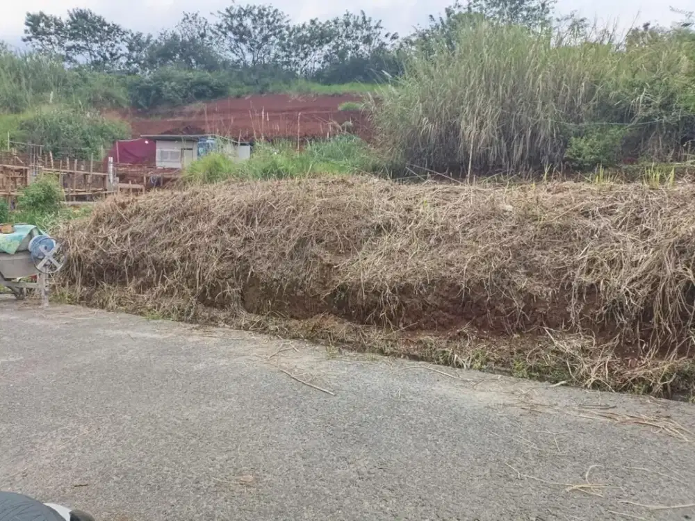 Tanah Matang Siap Bangun Dalam Komplek Area Ciumbuleuit