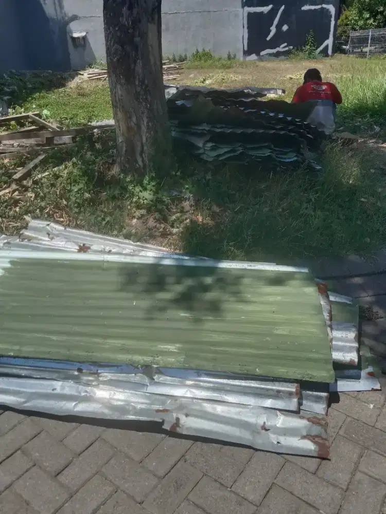 Seng bekas proyek