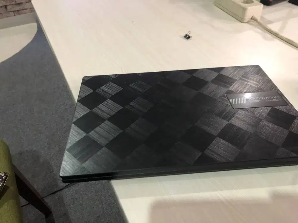 Asus Vivobook E1404F