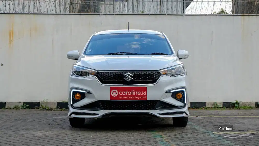 SUZUKI ERTIGA HS 1.5 SPORT MT 2022 PUTIH