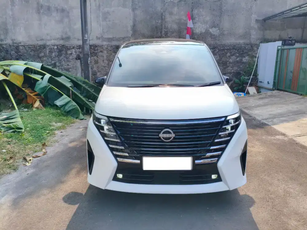 nissan serena c28 two tone epower 2025