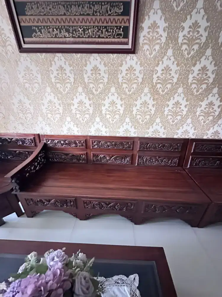 Dijual 1 set kursi sudut kayu jati