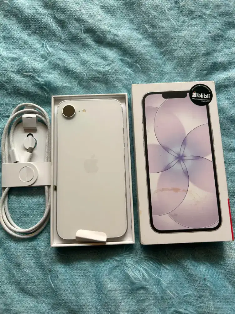 iPhone 17e 256GB White CC 25x Garansi Aug 2027 LIKE NEW