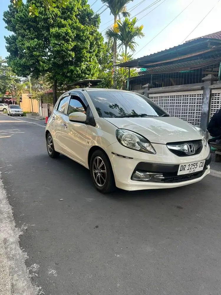 Brio E 2012 CBU