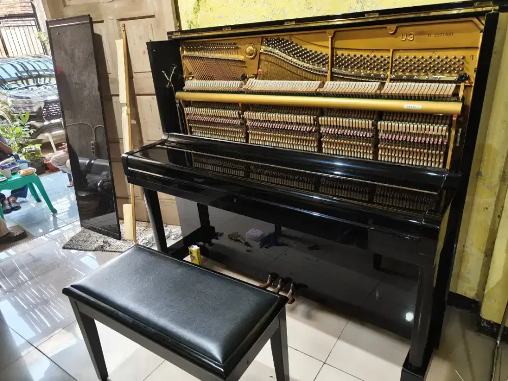 Piano Yamaha Akustik U3 Normal Mulus