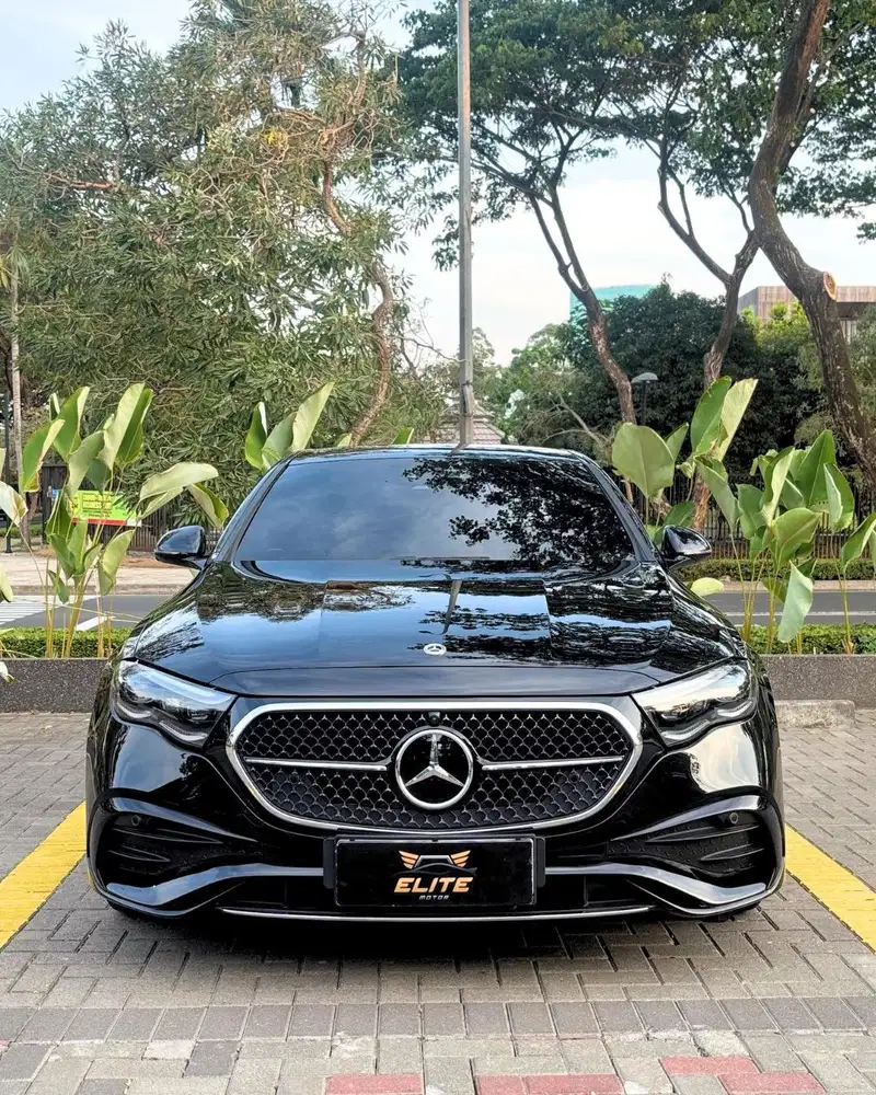 Mercedes Benz E300 AMG 2025 Bergaransi