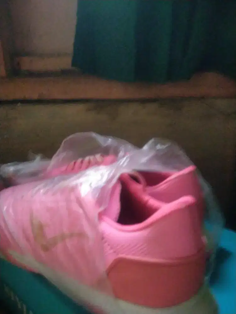 Sepatu futsal ALTRAZE
