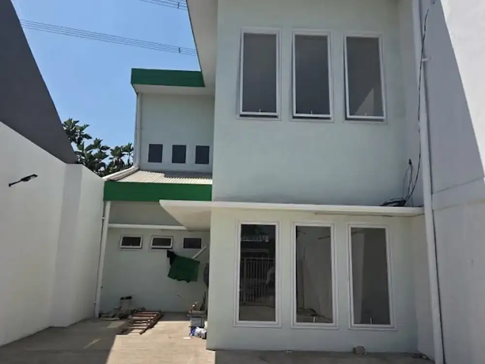 Disewakan Ruko 2 Lantai Pucang Gading bangunan baru