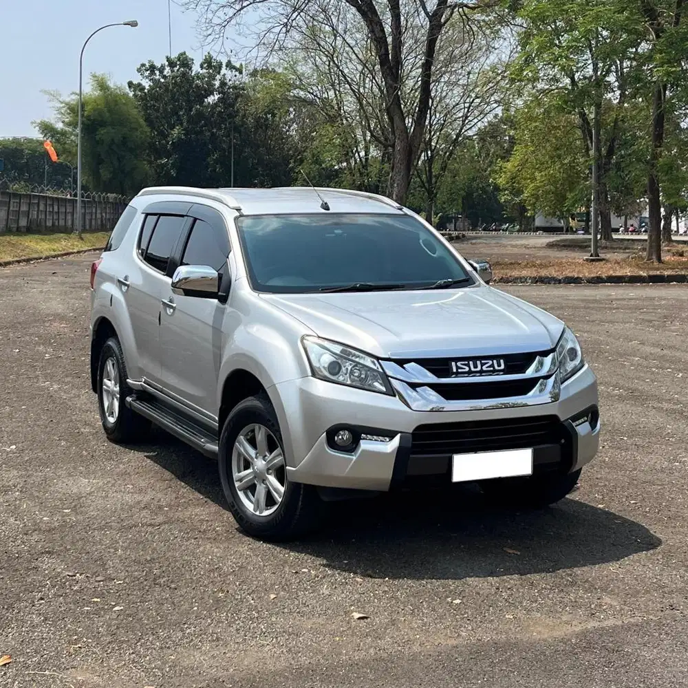 ISUZU MUX DIESEL AT