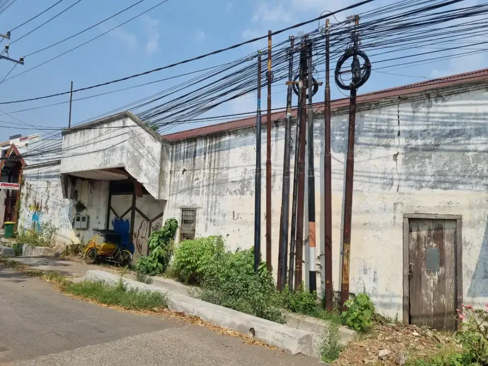 Dijual Gudang lokasi Majapahit Semarang harga jauh bawah NJOP
