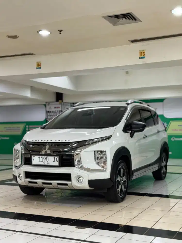 Mitsubishi Xpander / X-Pander Cross 1.5 CVT 2020 Putih Matic / AT BOSS