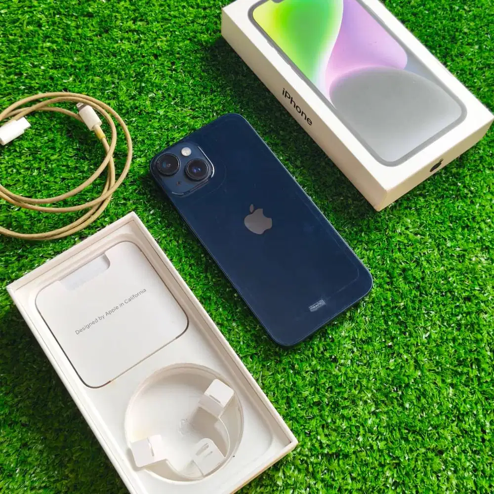 iPhone 14 Basic 128GB Midnight BH 83% Kondisi seperti pada foto Lcd