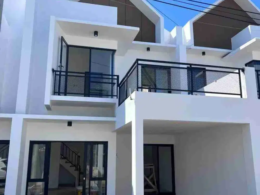 Rumah Modern Desain Menarik LB 70 — Komplek Cipamokolan Rancasari