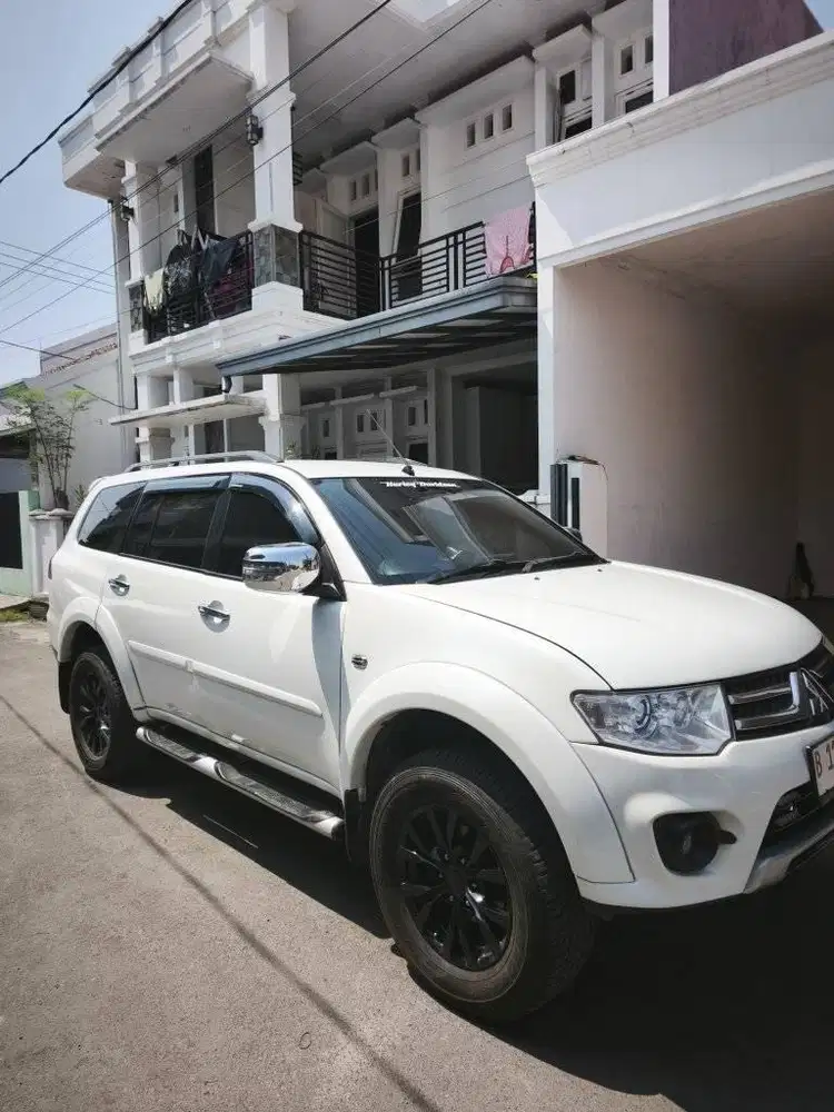 Pajero Exceed 2013 VGT