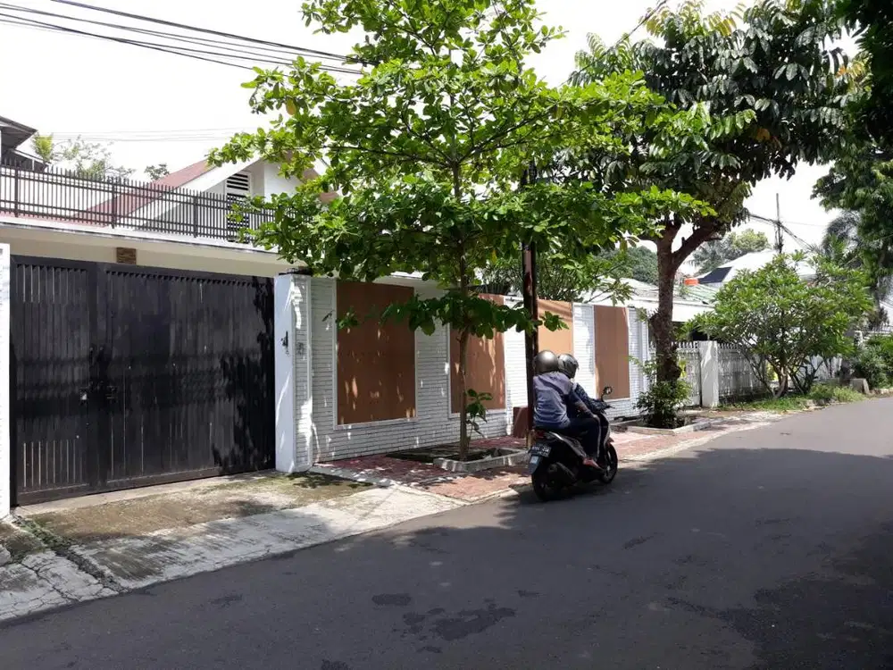 Jual Rumah Mewah Kemang Utara Harga Nego