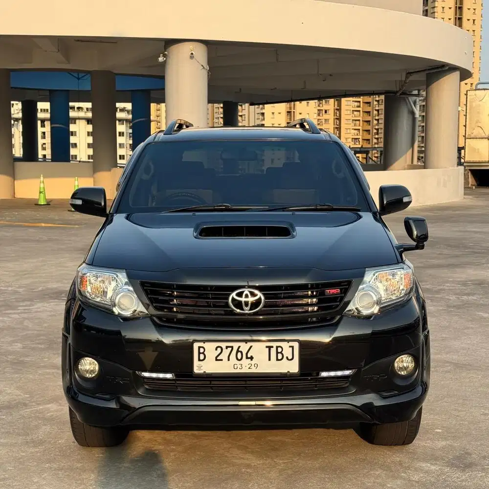 Istimewa Fortuner VNT TRD 2014