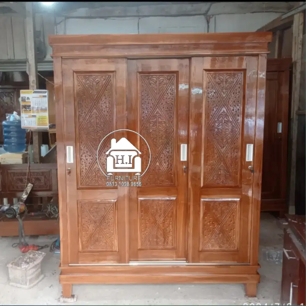 Lemari pintu 3 sliding door