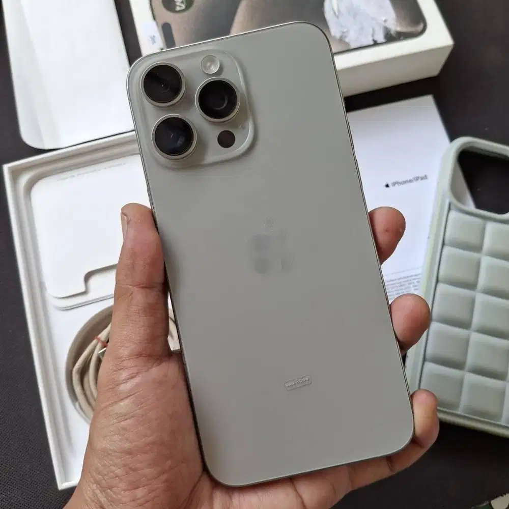 BUTUH GADGET MASIH WARAS: iPhone, iPad, Laptop Normal Siap Gass!