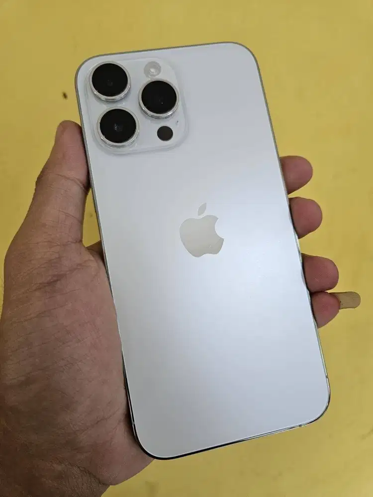 SIAP TRANSAKSI HARI INI: iPhone, iPad, Laptop Normal Harga Masuk Akal