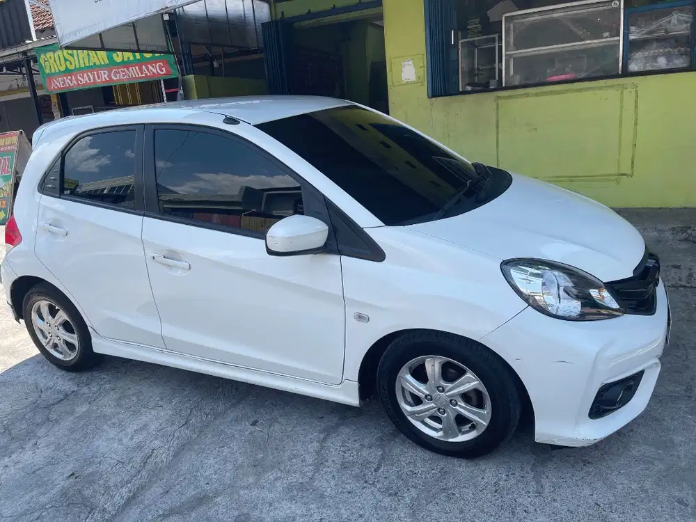 Brio E Satya putih 2018