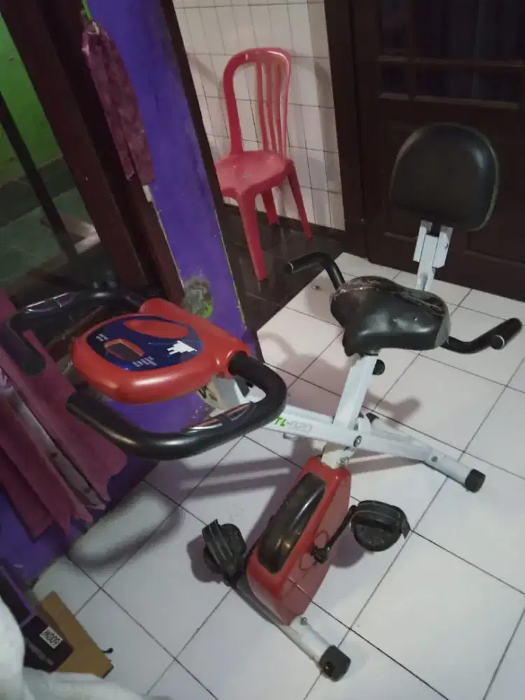 Spedah static untuk gym olahraga