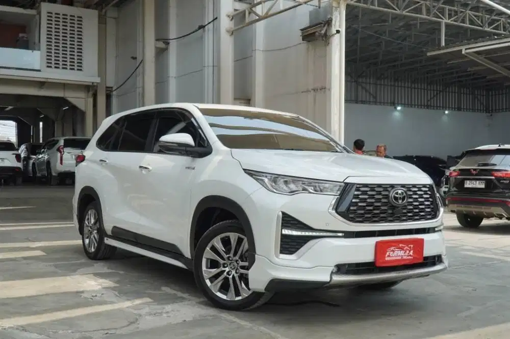 TOYOTA ZENIX Q HYBRID MODELISTA 2025