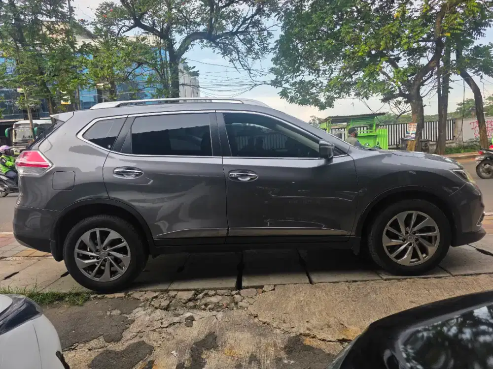 X TRAIL 2.5 AT 2015