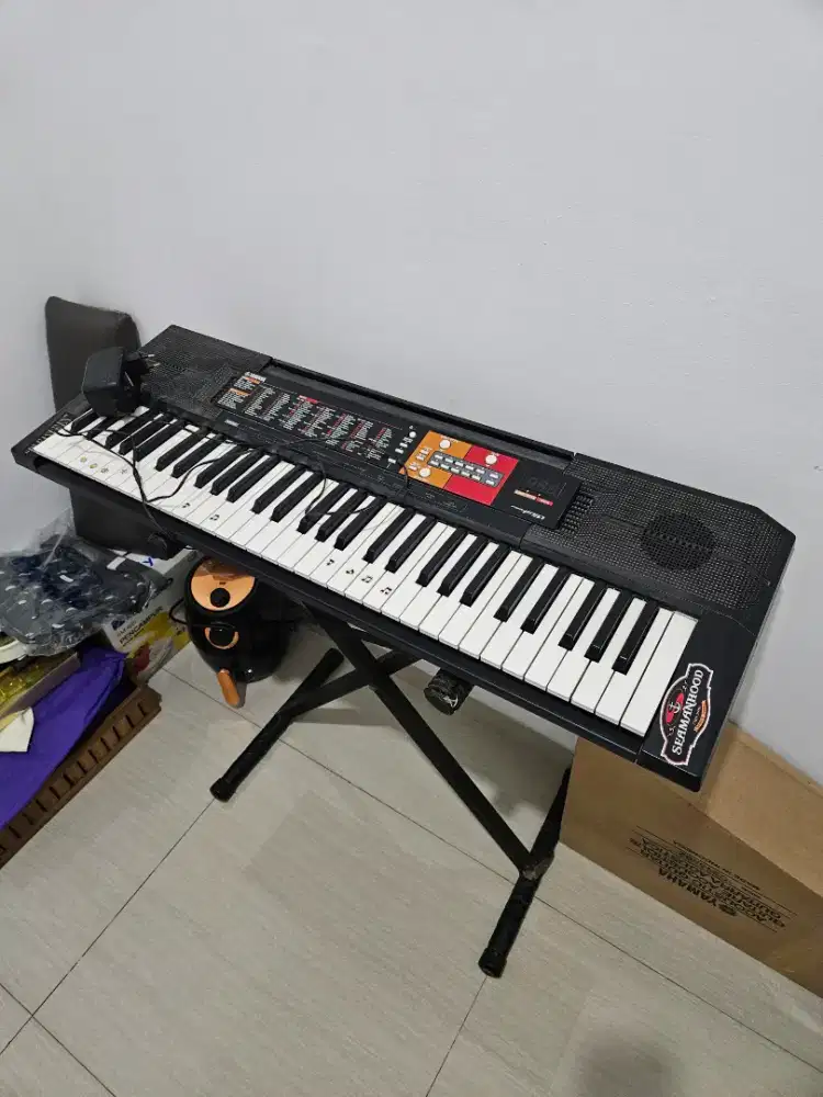 Keyboard Yamaha PSR F51