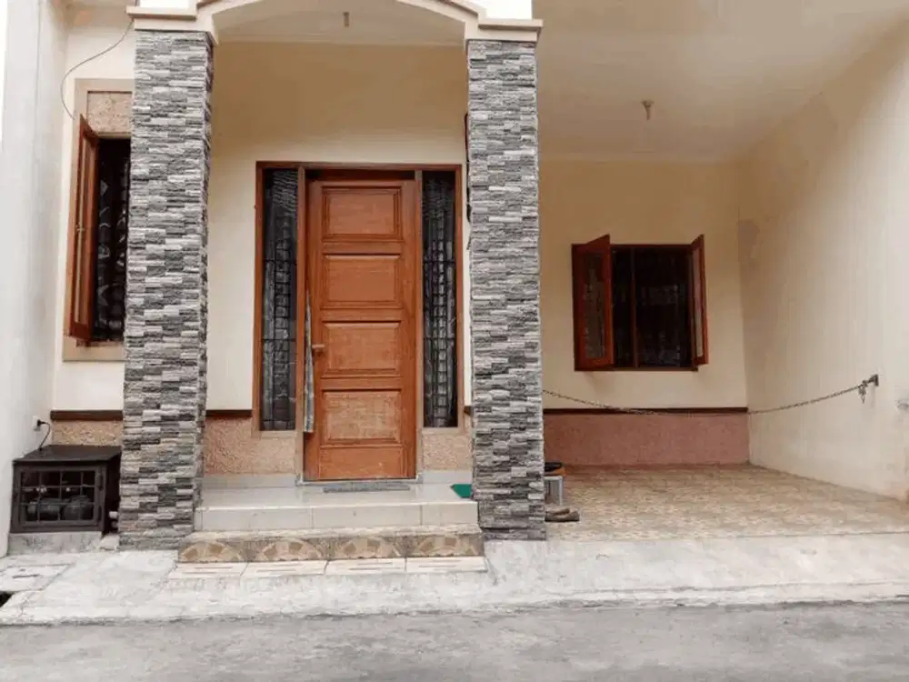 Rumah Siap Huni Di Kramat Jati Jakarta Timur S6457