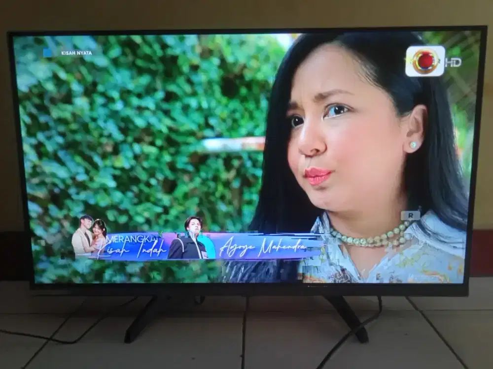 Smart Google TV merk Changhong 32 inch