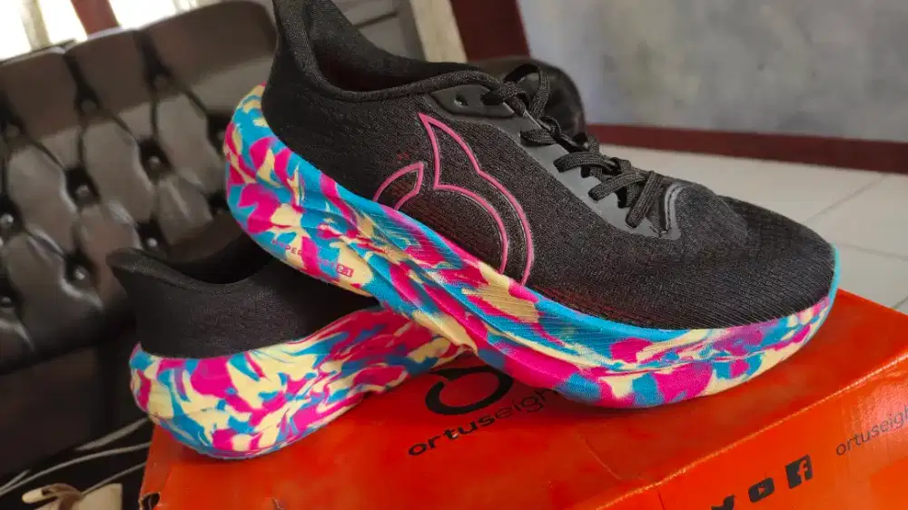 Sepatu Running Ortuseight hyperblast 2.1