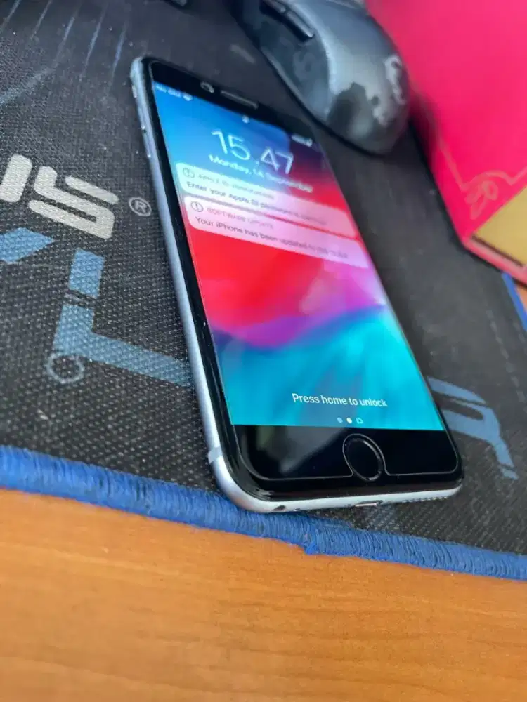 Dijual iPhone 6 Plus 64GB, Full Set