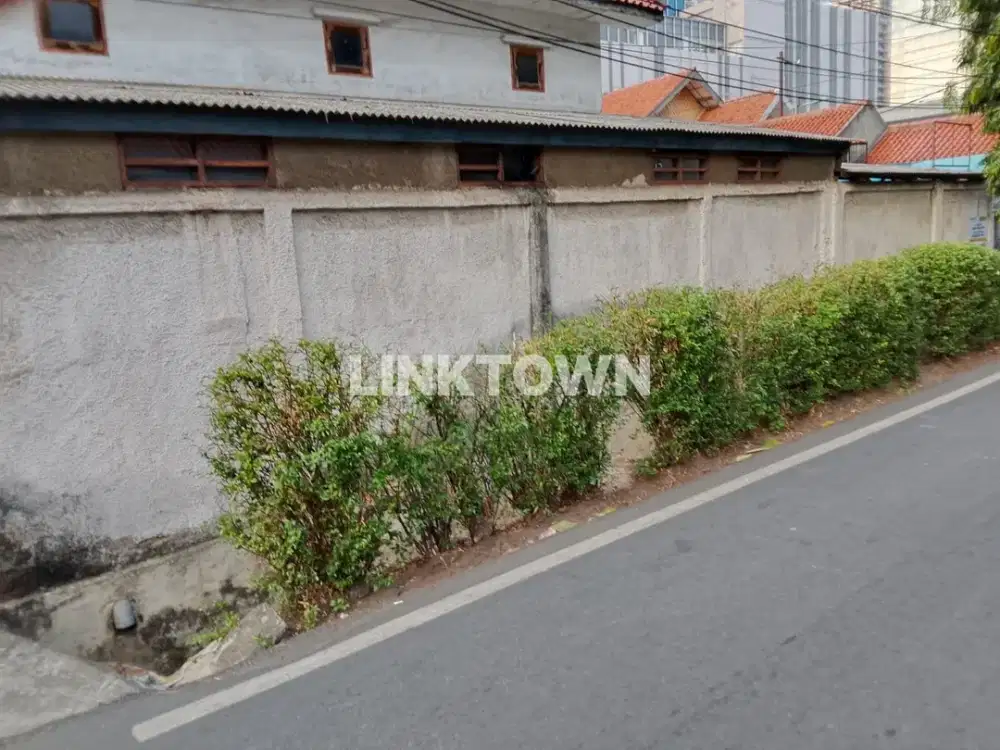 JUAL CEPAT RUMAH DENGAN TANAH SANGAT LUAS KARET JAKARTA PUSAT