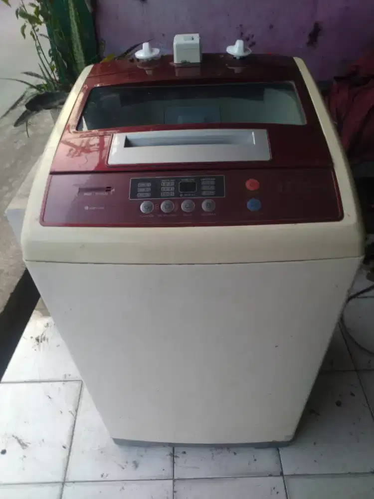 Mesin cuci 1 tabung sudah Manual,siap untuk cuci dan ngeringin Joss.