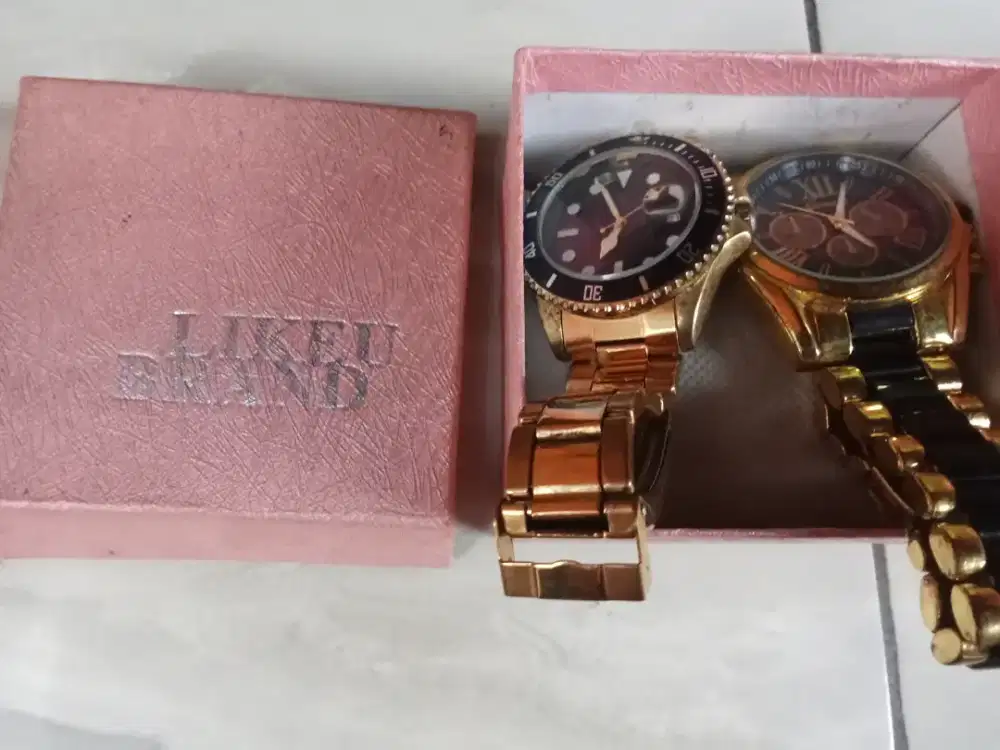 Jual jam tangan wanita pria