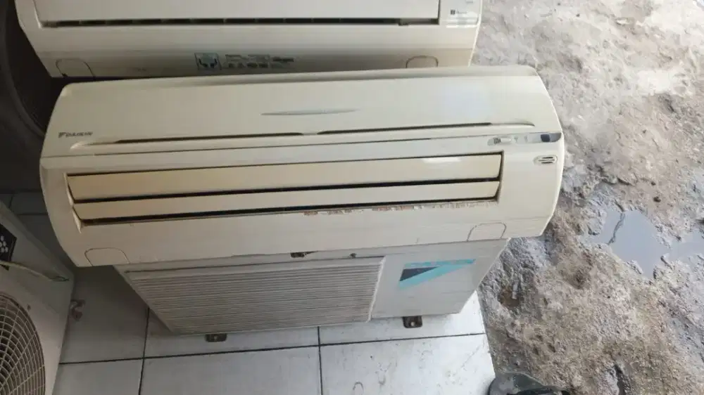 AC 1/2 PK Daikin Thailand ori