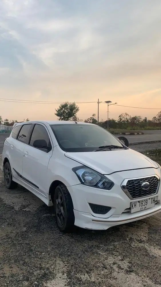 Di jual cepat mobil datsun 3 baris