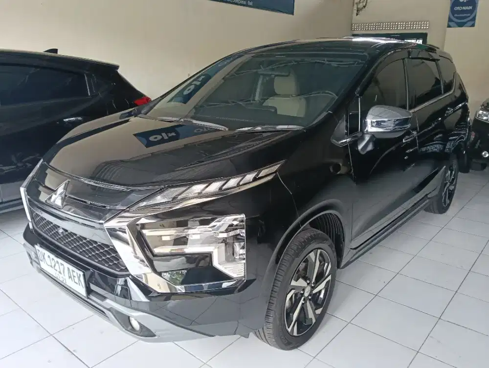 Mitsubishi Xpander Ultimate matic 2024 hitam