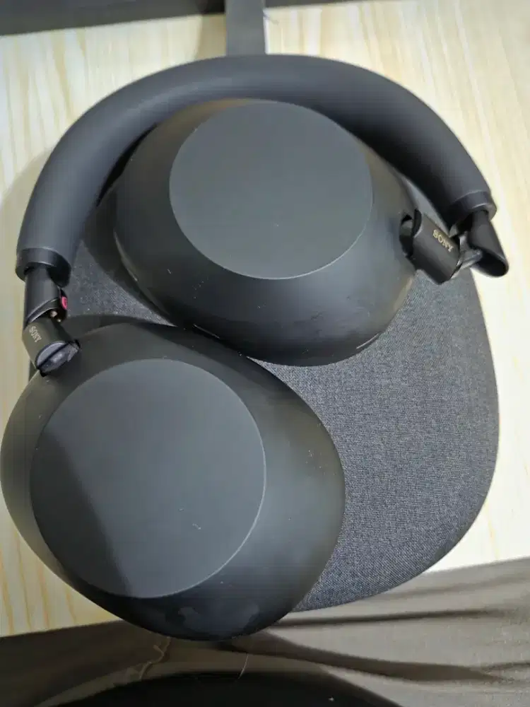 Sony WH-1000XM6